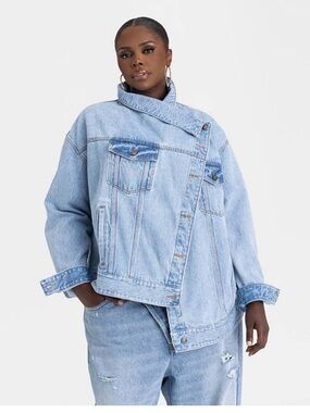 KBB By Kahlana Womens M Denim Jacket Light Wash Asymmetrical Oversized Retro
NWT